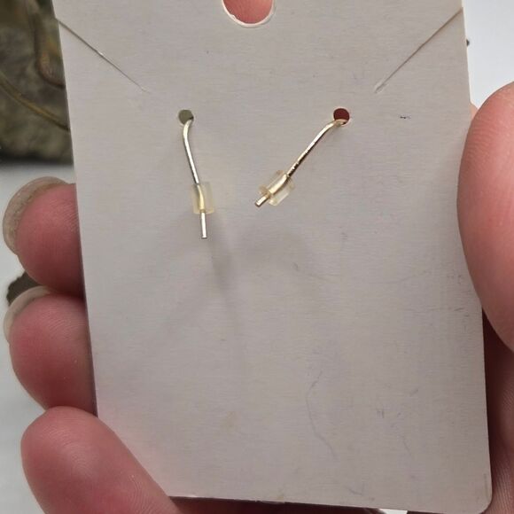 "5/$25" Hammered Goldtone Purple Glass Circle Dangle Earrings - Picture 7 of 7